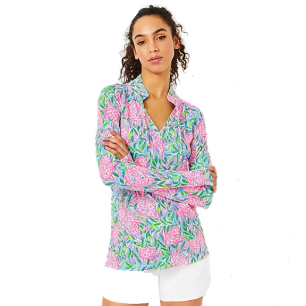 NWOT Lilly Pulitzer Women's Luxletic Cassi Popover Blue Turtley in Love